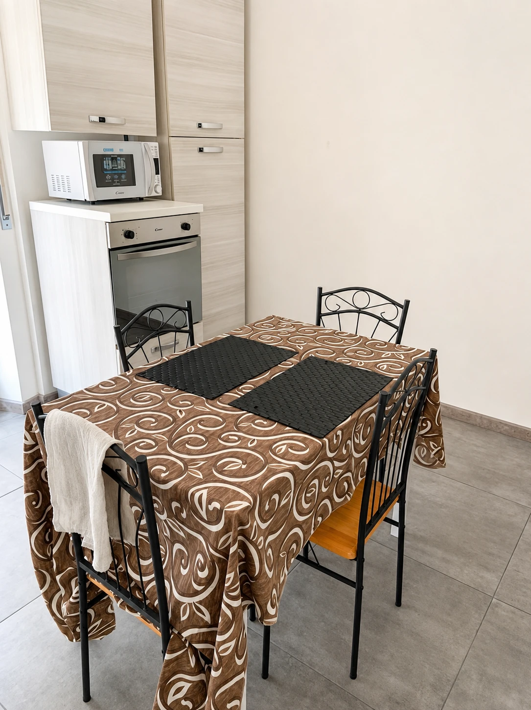 stanza-verona-borgonuovo-viamessina-101-17