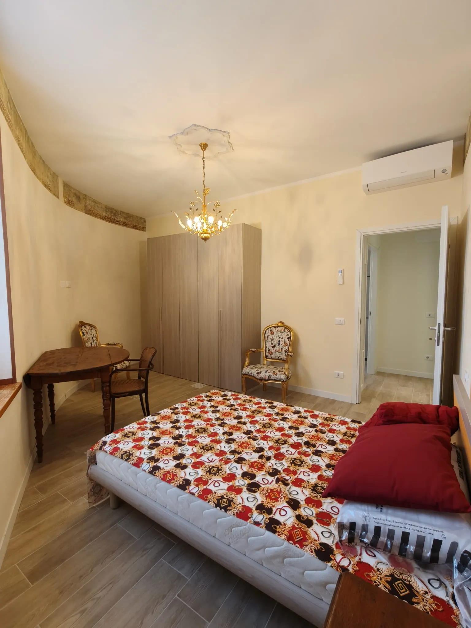 stanza-verona-borgoroma-lucianomanara-c1-7