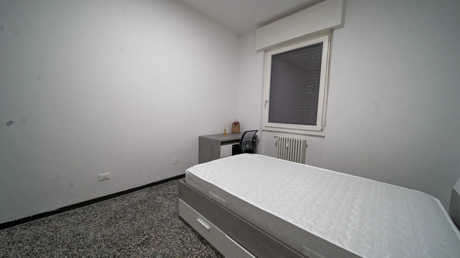 stanza-verona-borgotrento-lungadigecatena-c2-2