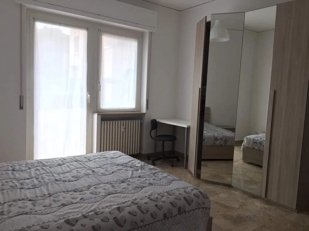 stanza-verona-borgovenezia-altichiero-c2-3