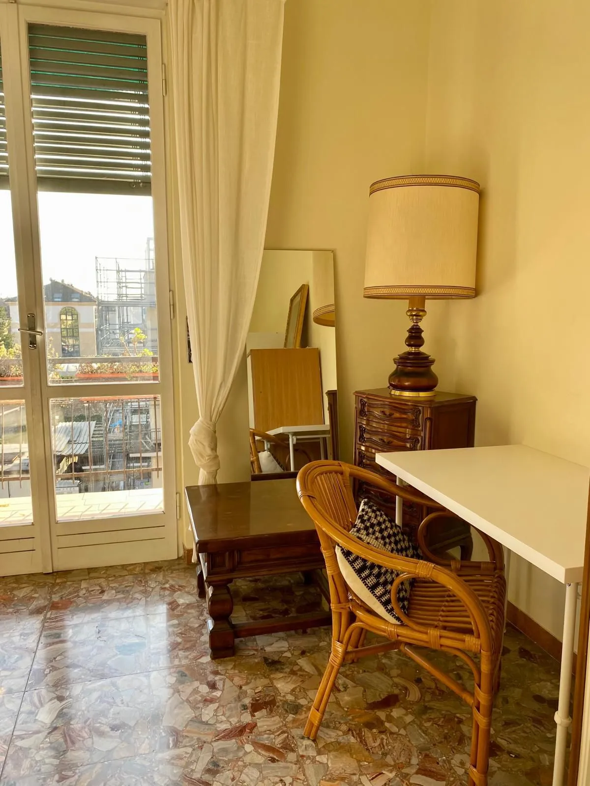 stanza-verona-borgovenezia-colonnellogiovannifincato-9 (1)