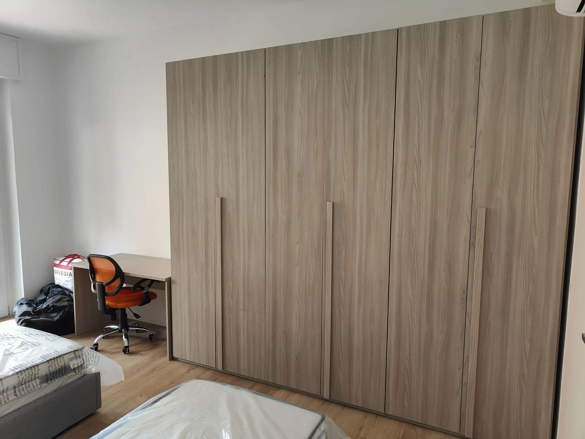 stanza-verona-borgovenezia-vittoriofainelli-c2-1