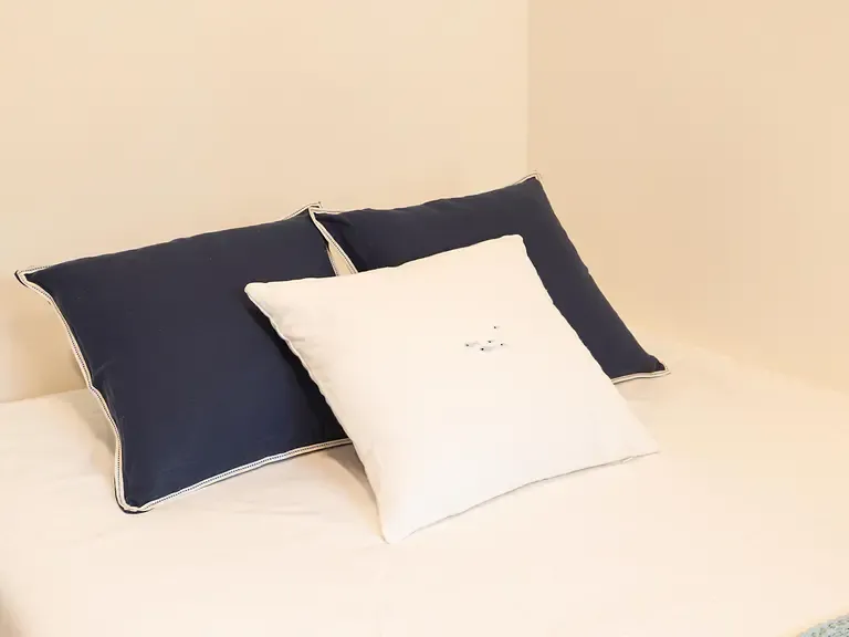 Yugo-Bologna-Accessible-Deluxe-Studio-11