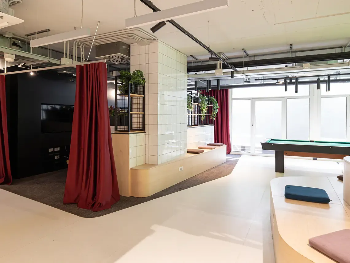 Yugo-Bologna-Laude-Living-11