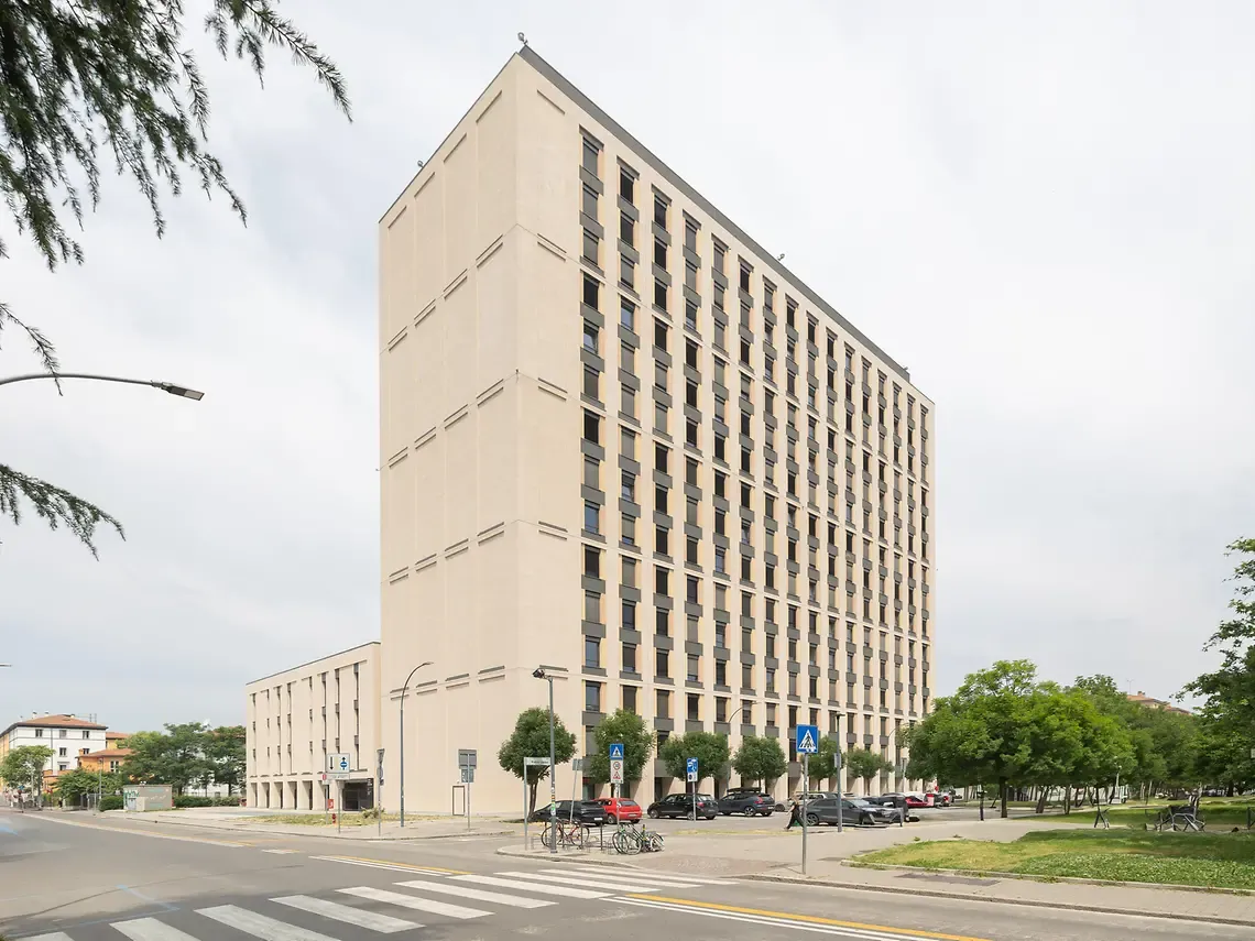 Yugo-Bologna-Laude-Living-2