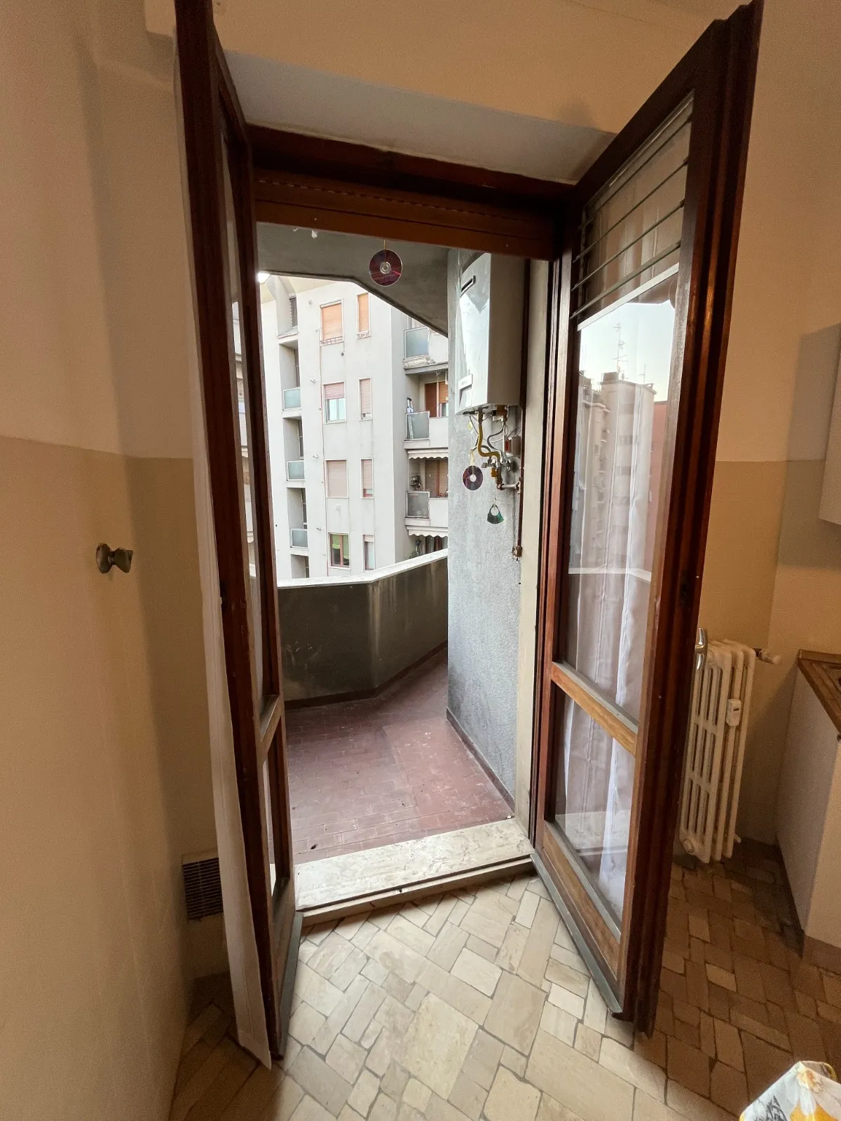 stanza-milano-scarampo-pc-3