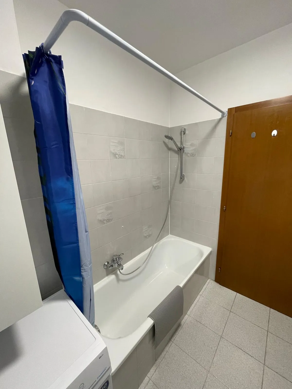 stanza-trento-rovereto-leonardodavinci-pc-4