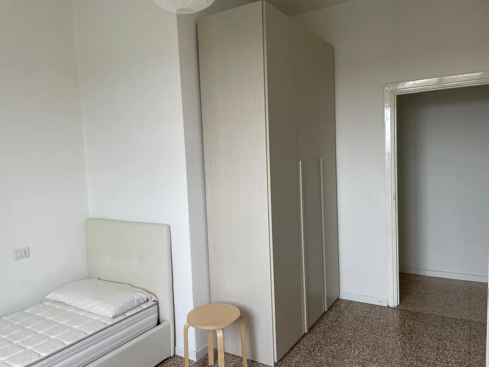 stanza-milano-esculapio-c3-7