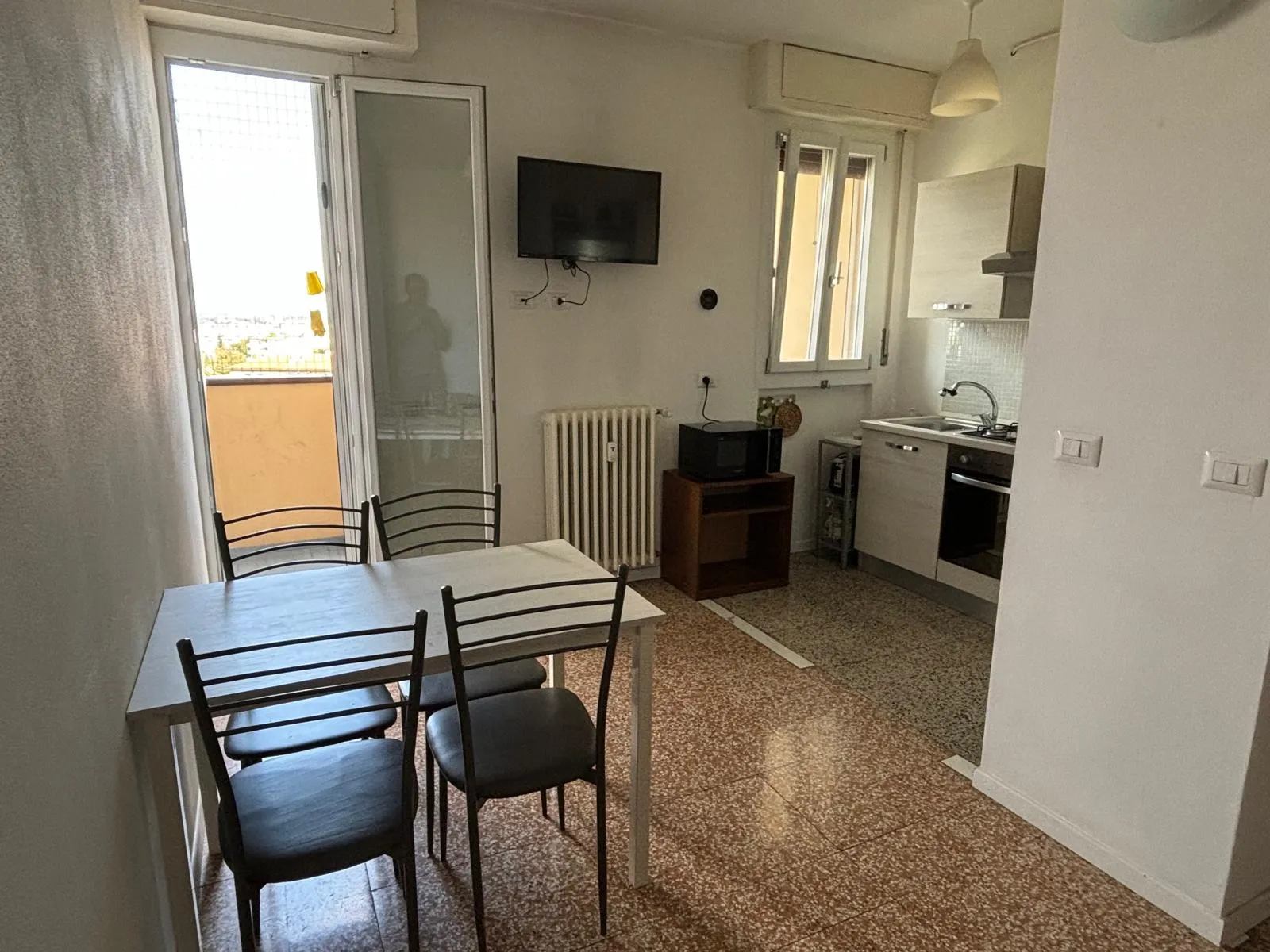 stanza-milano-esculapio-pc-1